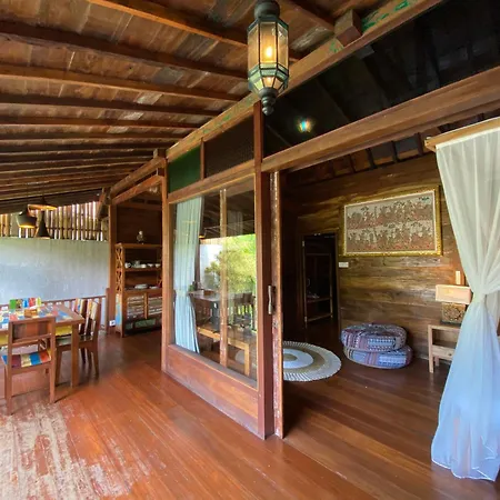 Villa Rumah Lumbung The Wooden House