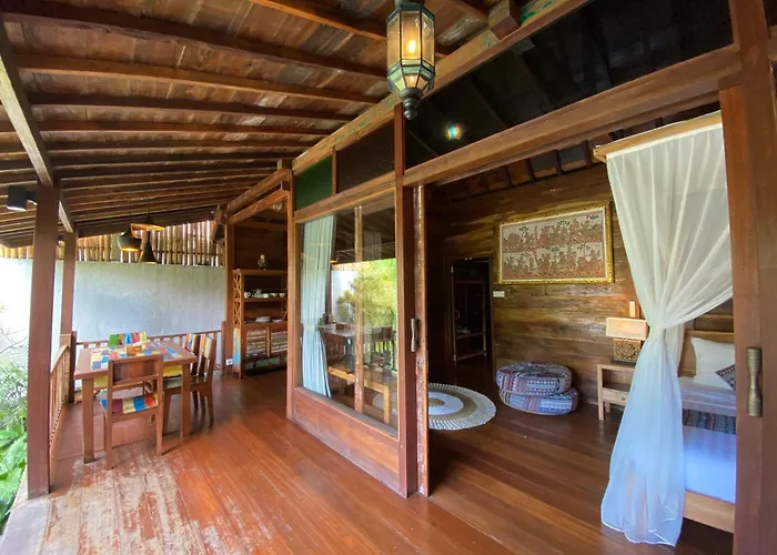 Rumah Lumbung The Wooden House Ubud